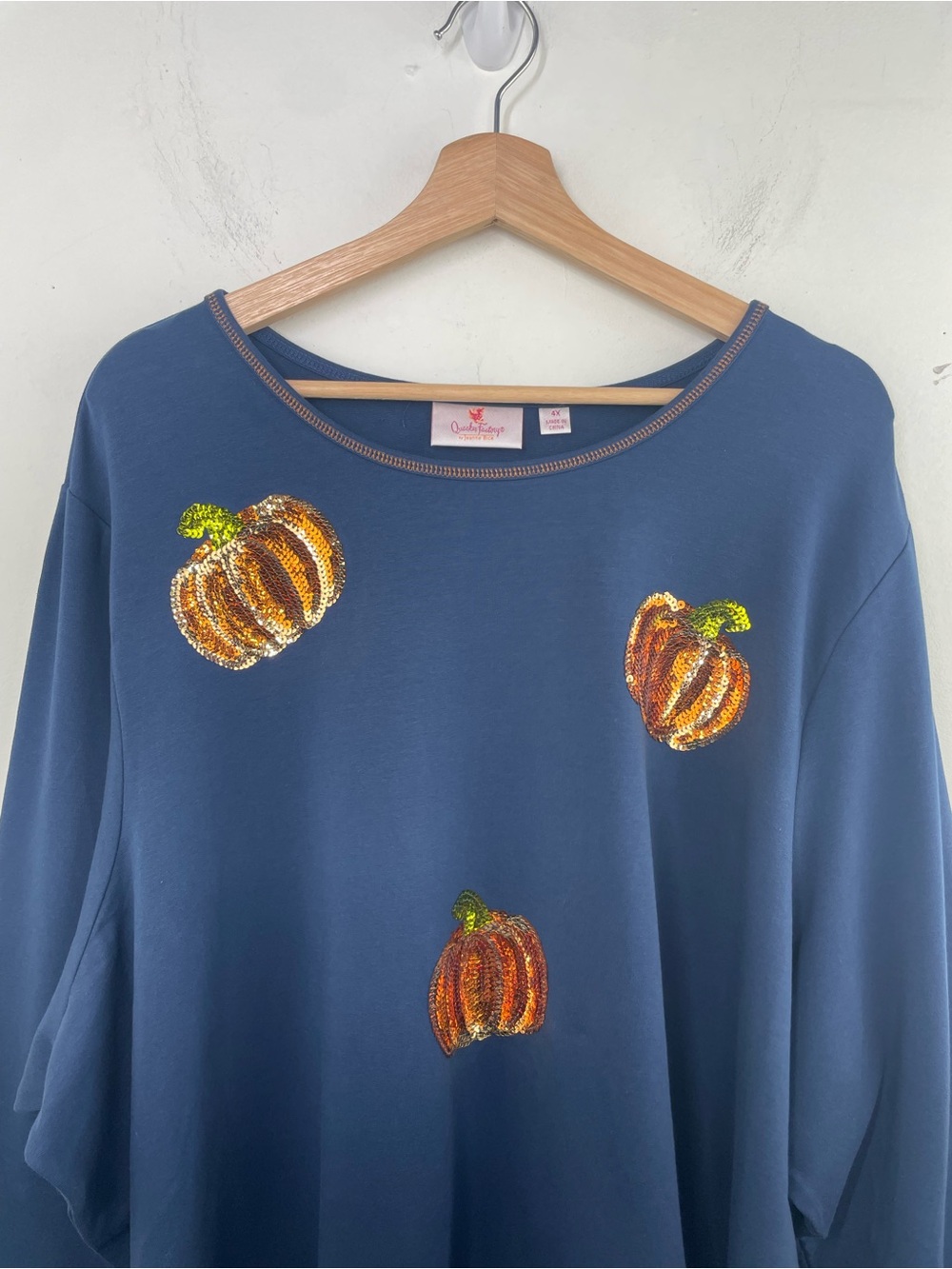 Quacker Factory Kisses of Autumn Sequin French Terry Top Pumpkins size 2X - Picture 2 of 16
